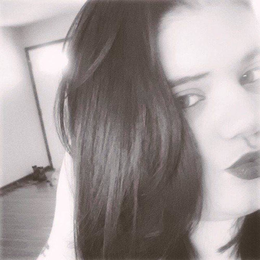 Meet your Posher, Kayla